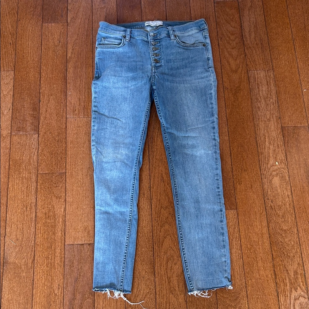 Free People Light Blue High Rise Skinny Jeans - see measurements